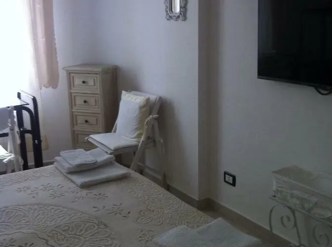 Alojamento de Acomodação e Pequeno-almoço Lido 3*